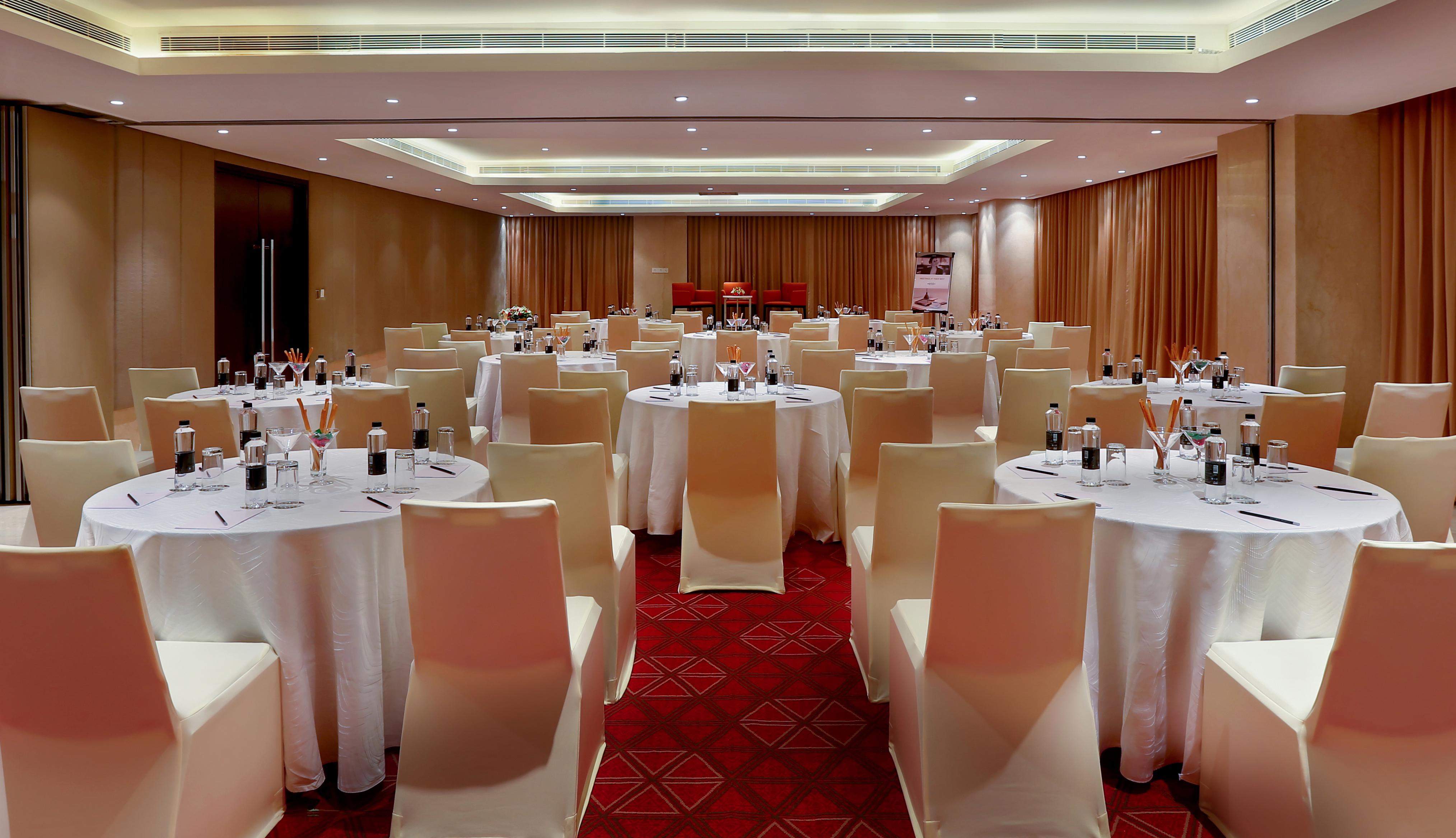 Hotel Mercure Kcp Banjara Hills, An Accor 5*